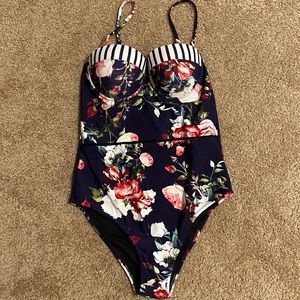 Cupshe one piece swimsuit